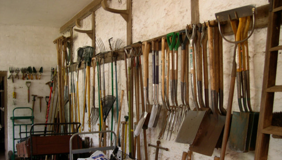 5 Tool Shed Storage Tips For Winter, How To Hang Garden Tools In A Shed